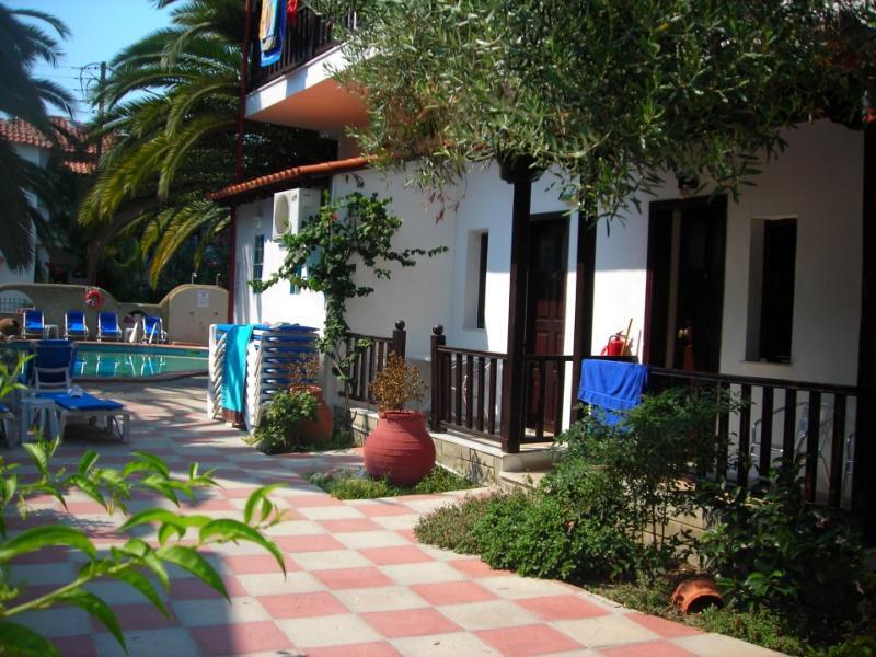 Pella House Hotel Pefkochori Buitenkant foto